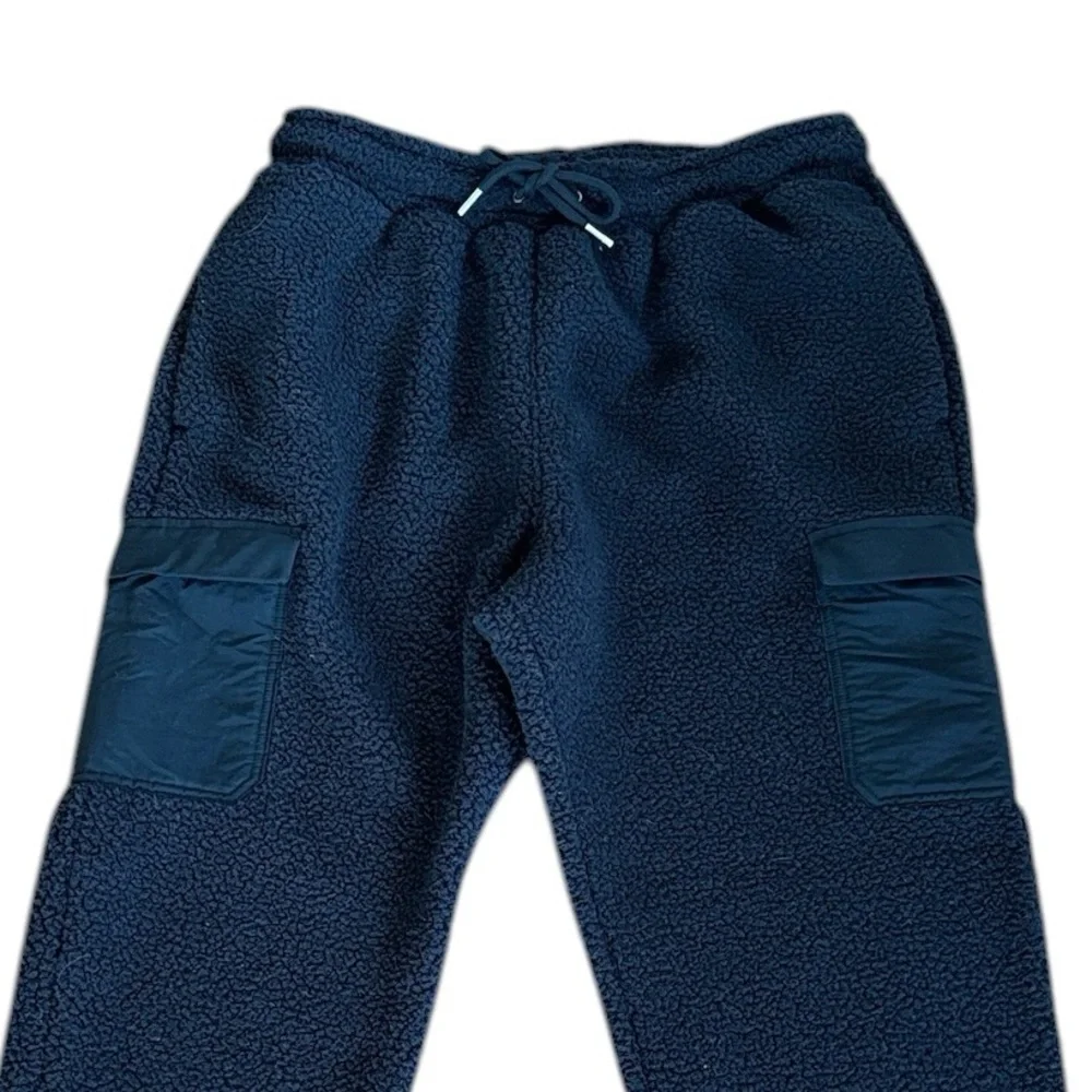 Nike‎ Jordan Flight High-Pile Fleece Cargo Pants Joggers Black Size M NWT